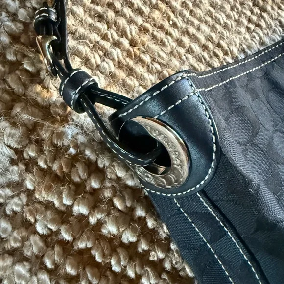 ⚜️ COACH Signature Canvas & Leather Hobo Black Excellent condition ⚜️ - Picture 14 of 16